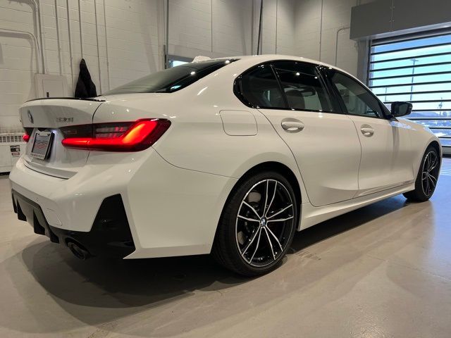 2023 BMW 3 Series 330i xDrive