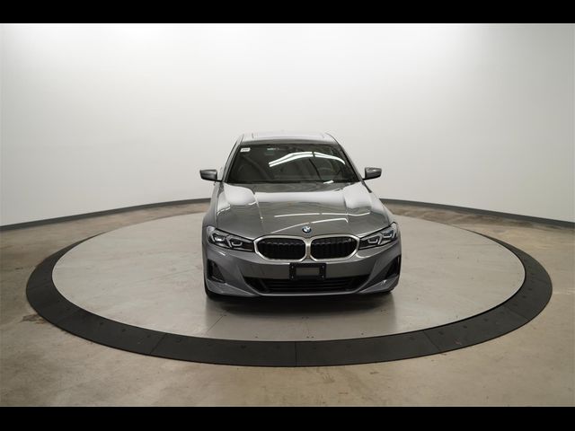 2023 BMW 3 Series 330i xDrive