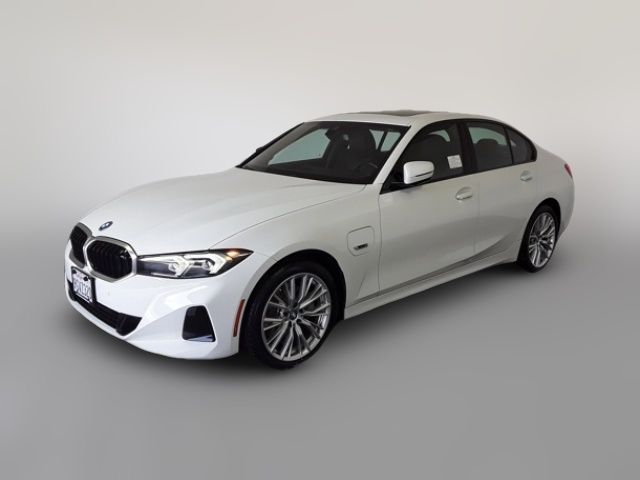 2023 BMW 3 Series 330e