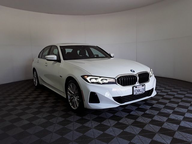 2023 BMW 3 Series 330e