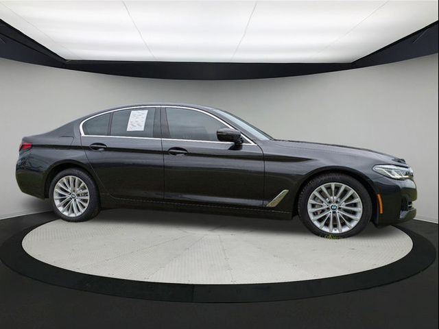 2023 BMW 5 Series 530i