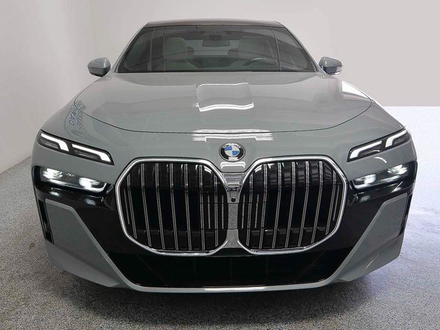 2023 BMW 7 Series 760i xDrive