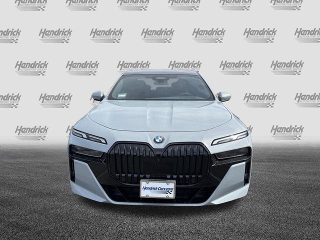 2023 BMW 7 Series 740i