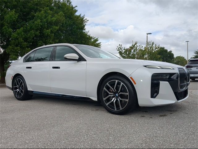 2023 BMW 7 Series 740i