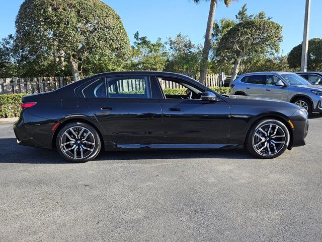 2023 BMW 7 Series 740i