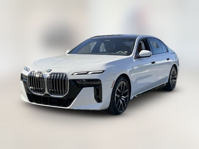 2023 BMW 7 Series 740i