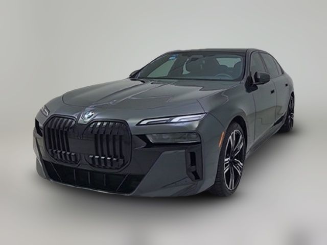 2023 BMW 7 Series 740i