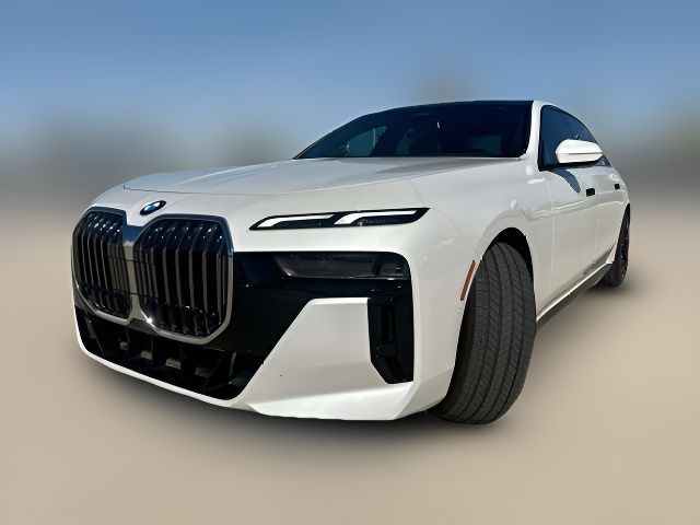 2023 BMW 7 Series 740i