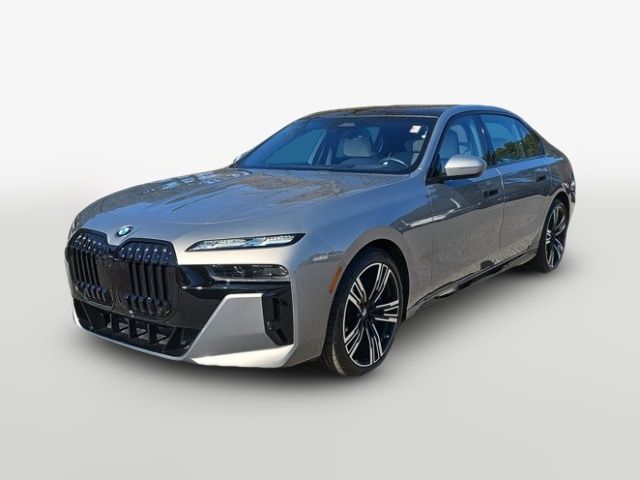 2023 BMW 7 Series 740i