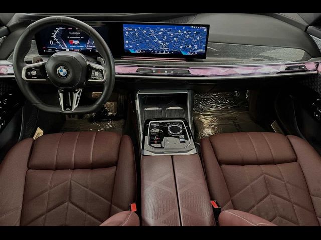 2023 BMW 7 Series 740i