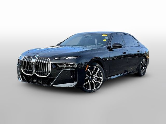 2023 BMW 7 Series 740i