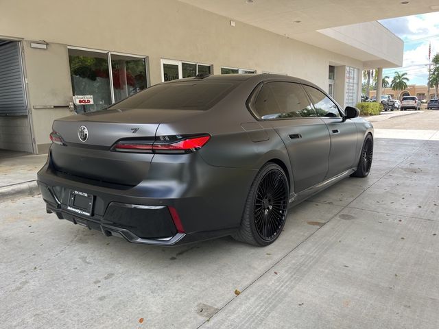 2023 BMW 7 Series 740i