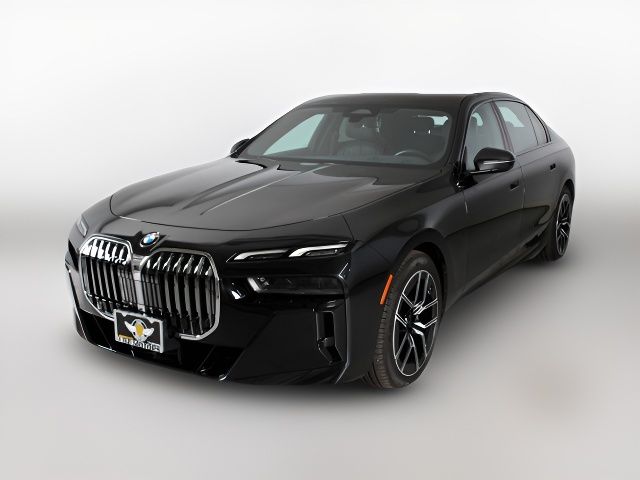 2023 BMW 7 Series 740i