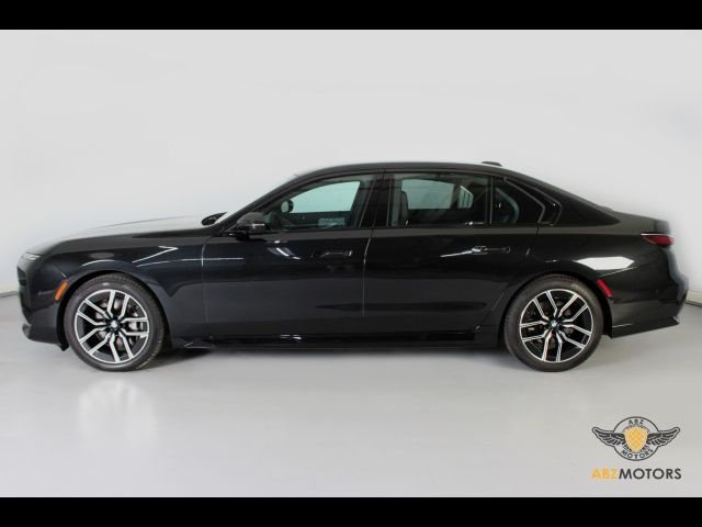 2023 BMW 7 Series 740i