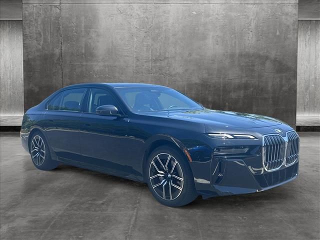 2023 BMW 7 Series 740i