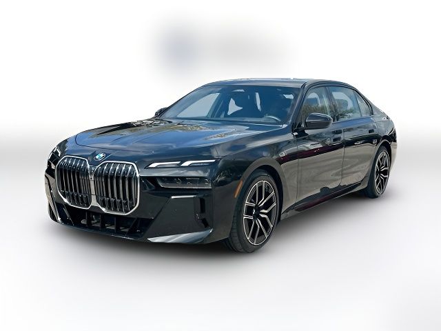 2023 BMW 7 Series 740i