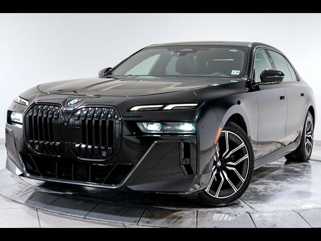 2023 BMW 7 Series 740i