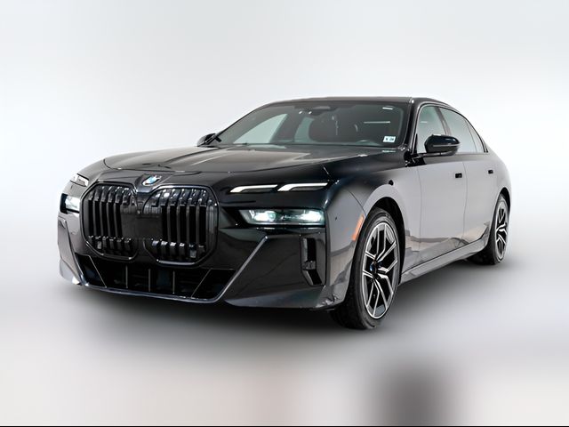 2023 BMW 7 Series 740i
