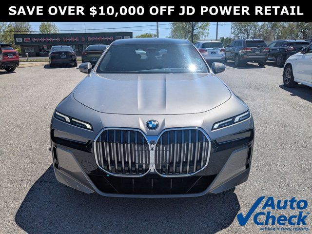2023 BMW 7 Series 740i