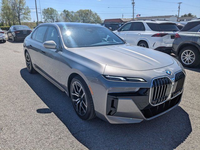2023 BMW 7 Series 740i