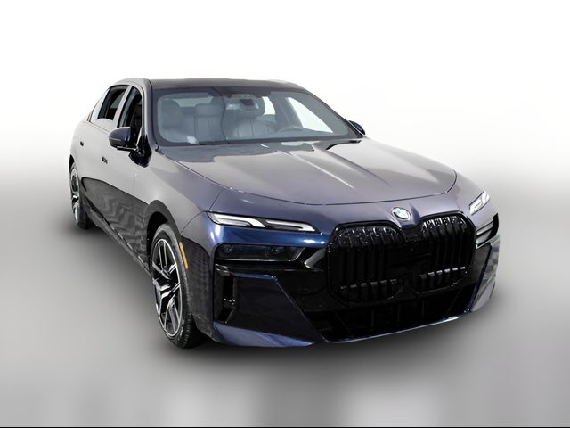 2023 BMW 7 Series 740i