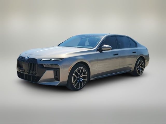 2023 BMW 7 Series 740i