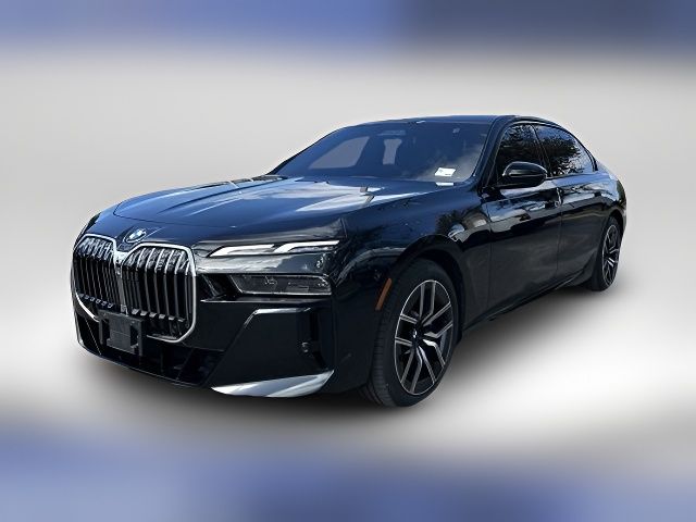 2023 BMW 7 Series 740i