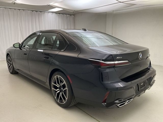 2023 BMW 7 Series 760i xDrive