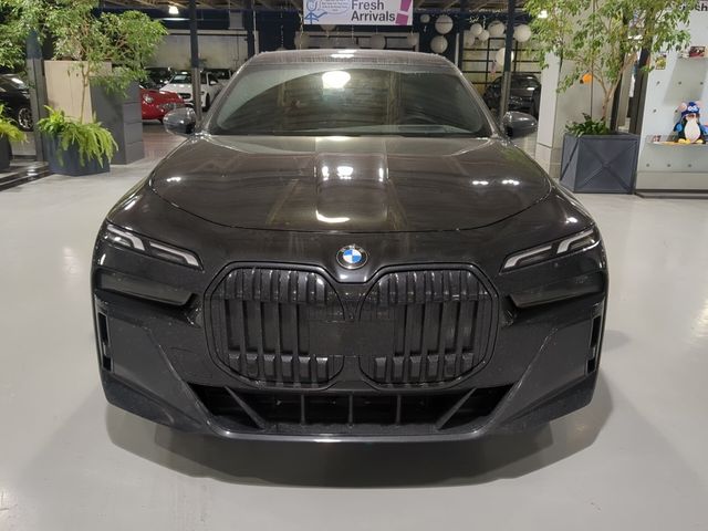 2023 BMW 7 Series 760i xDrive