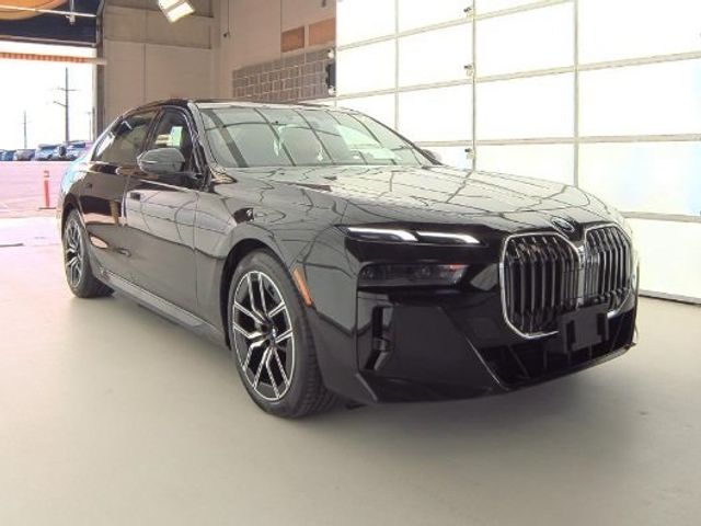 2023 BMW 7 Series 760i xDrive