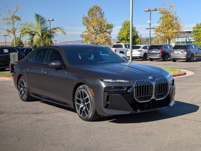 2023 BMW 7 Series 760i xDrive