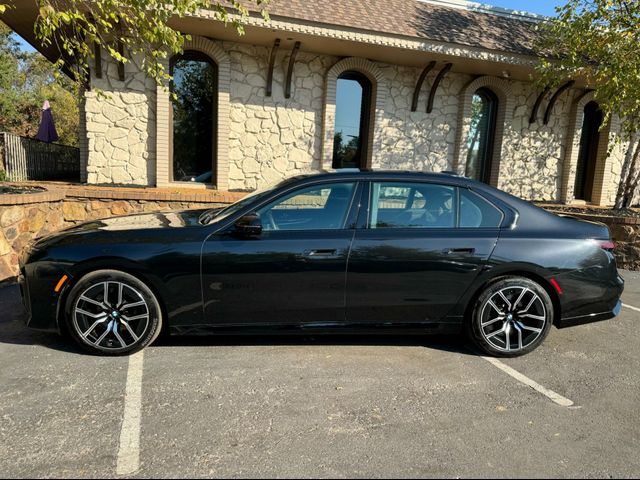 2023 BMW 7 Series 760i xDrive