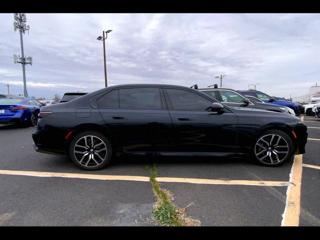 2023 BMW 7 Series 760i xDrive