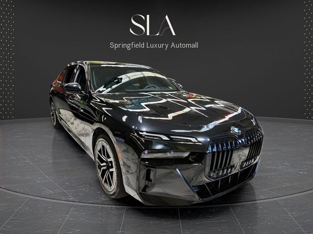 2023 BMW 7 Series 760i xDrive