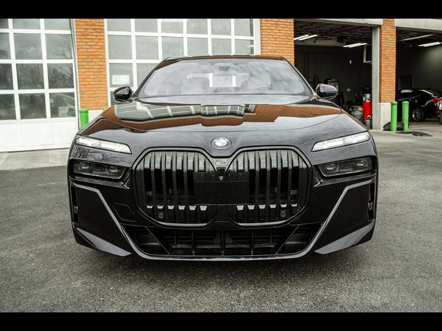 2023 BMW 7 Series 760i xDrive