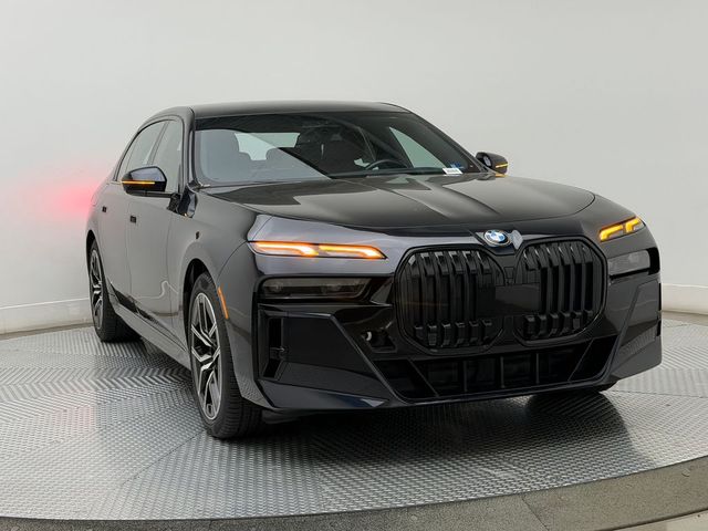 2023 BMW 7 Series 760i xDrive