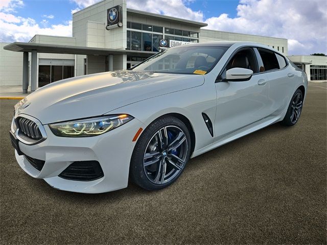 2023 BMW 8 Series 840i