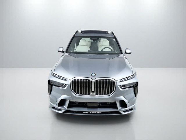 2023 BMW X7 Alpina XB7