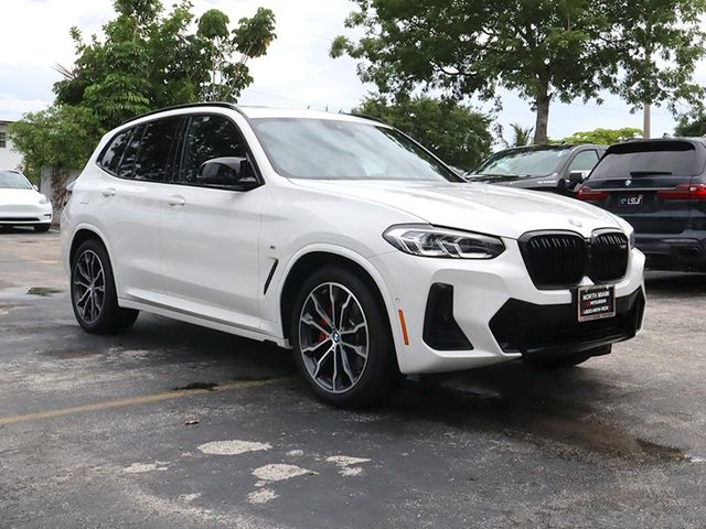 2023 BMW X3 M40i