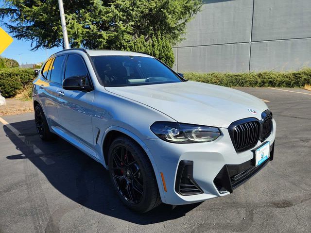 2023 BMW X3 M40i