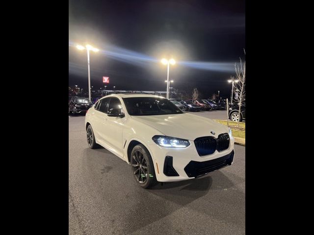 2023 BMW X4 M40i