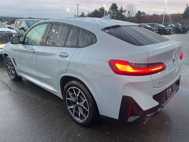 2023 BMW X4 M40i