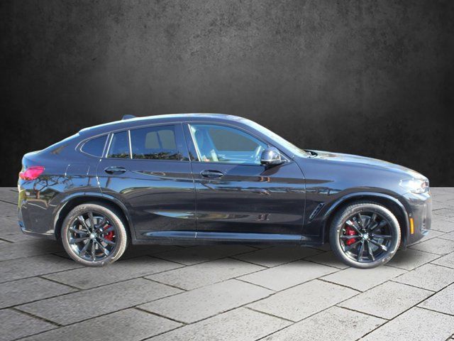 2023 BMW X4 M40i