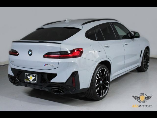 2023 BMW X4 M40i