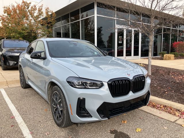 2023 BMW X4 M40i