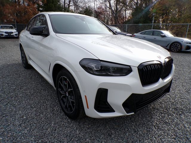 2023 BMW X4 M40i