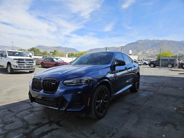 2023 BMW X4 M40i