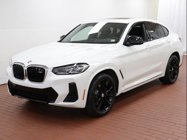 2023 BMW X4 M40i