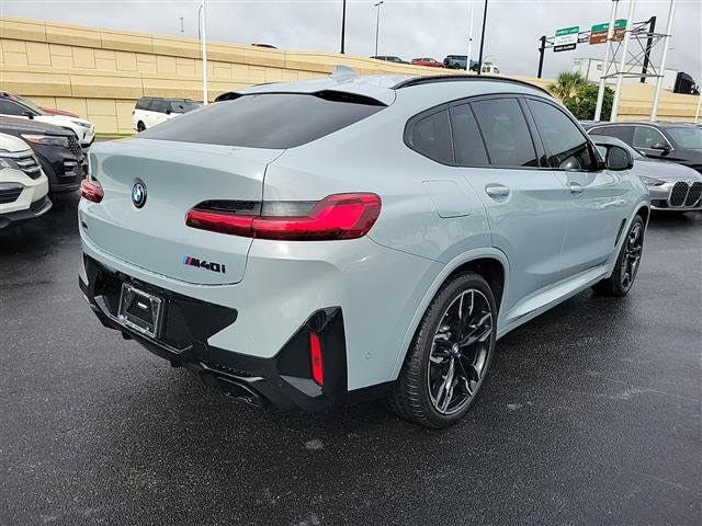 2023 BMW X4 M40i