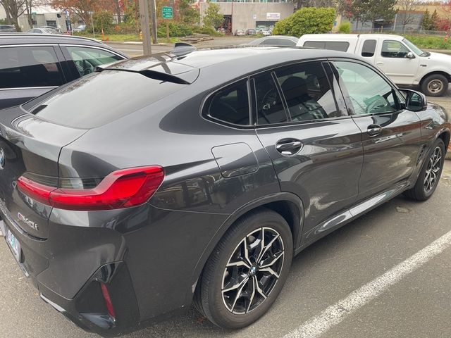 2023 BMW X4 M40i